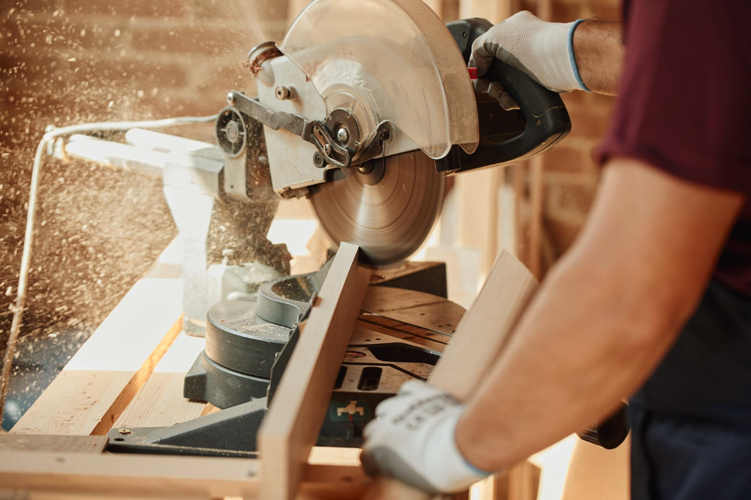 Trabajando la madera en Seritz