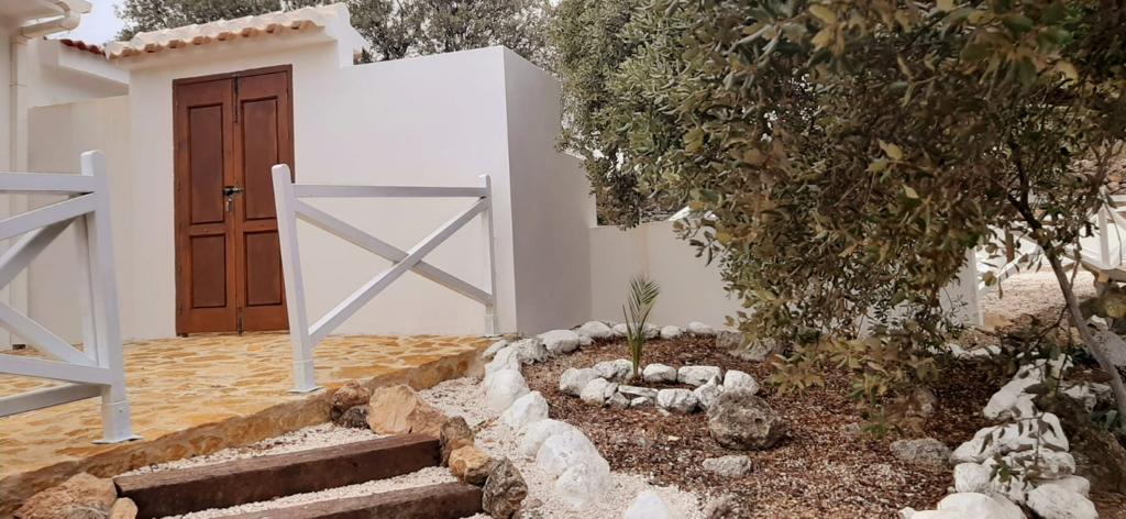 VALLA CERCADO FINCA MADERA BLANCA